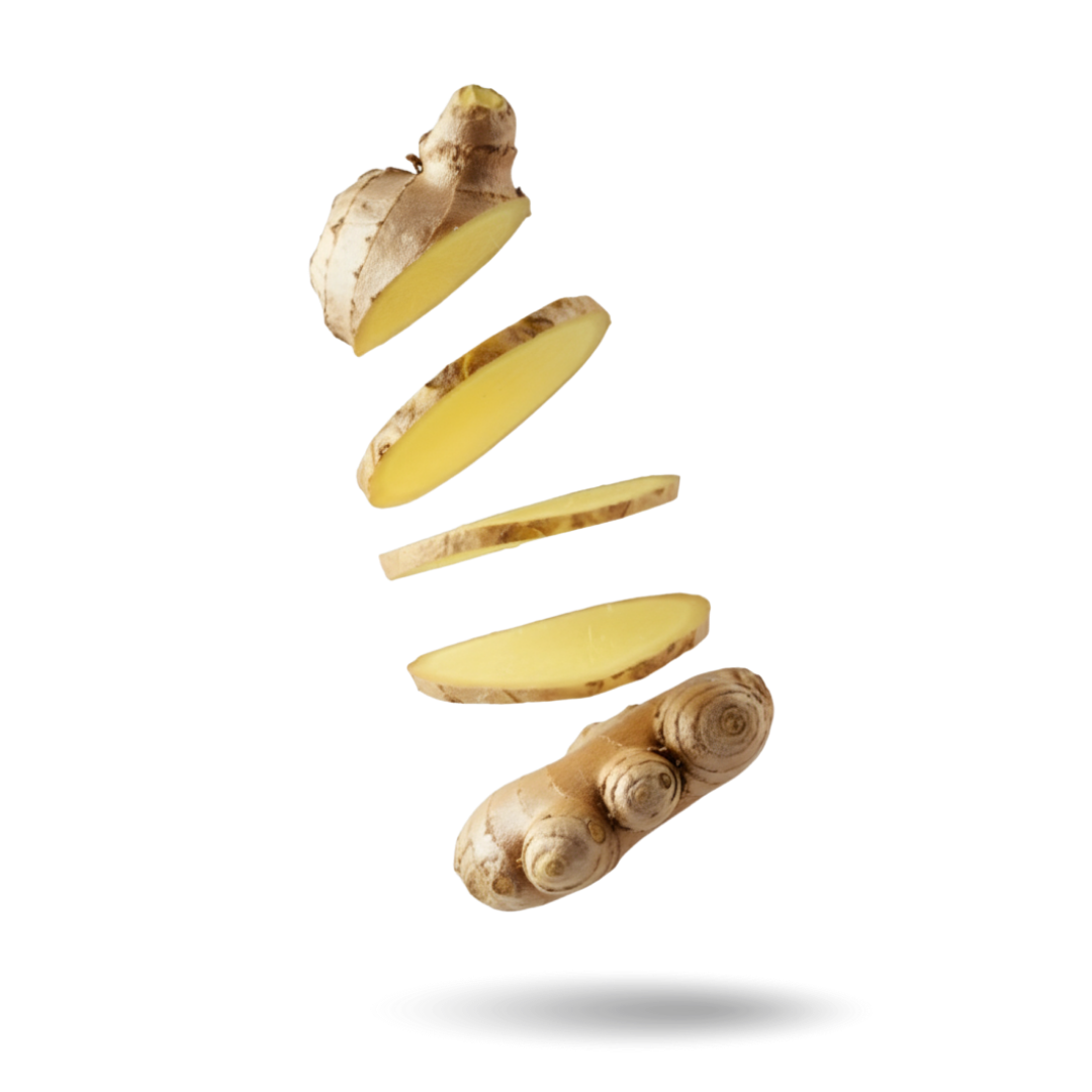 Zwevende plakjes verse gember boven een zachte schaduw.